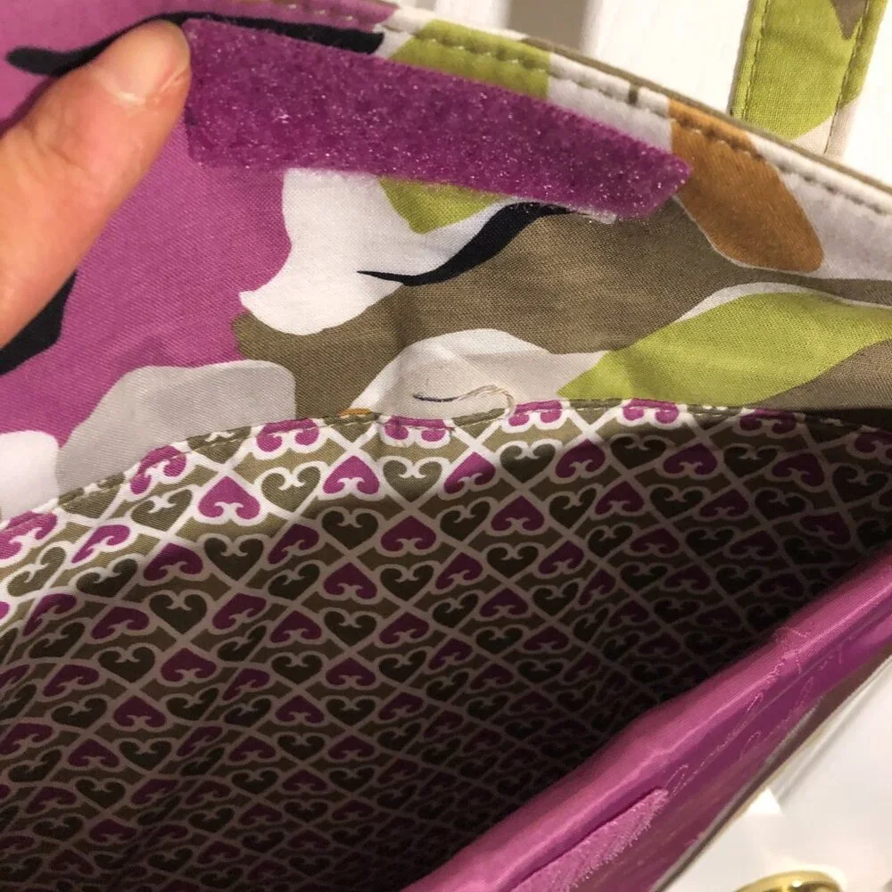 Vera Bradley women pink and green shoulder laptop bag, quilted and padded